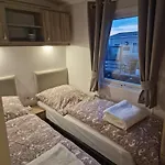 Neues Meerzeit Aan Zee Nr 76 Am Weltnaturerbe Wattenmeer Mit Eingezaeunten Garten Grosse Terrasse Ausstattung