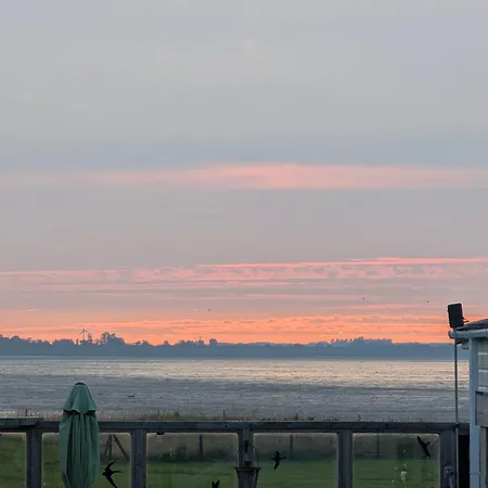 Neues Chalet Nr 76 Am Weltkulturerbe Wattenmeer Tierfrei Mit Eingezaeunten Garten Grosse Terrasse Top Ausstattung *