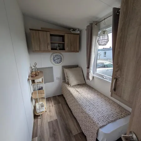 Neues Meerzeit Aan Zee Nr 76 Am Weltnaturerbe Wattenmeer Mit Eingezaeunten Garten Grosse Terrasse Ausstattung * Westerland