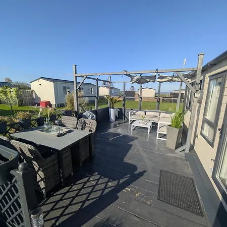 Apartment Neues Meerzeit Aan Zee Nr 76 Am Weltnaturerbe Wattenmeer Mit Eingezaeunten Garten Grosse Terrasse Ausstattung Westerland