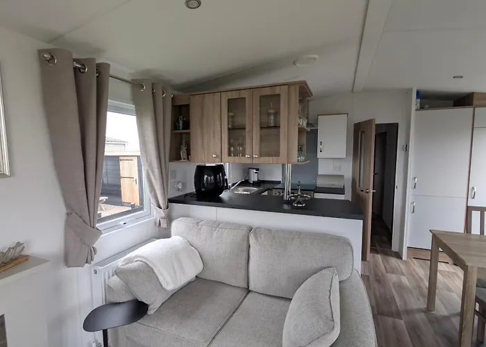 Neues Chalet Nr 76 Am Weltkulturerbe Wattenmeer Tierfrei Mit Eingezaeunten Garten Grosse Terrasse Top Ausstattung شقة *