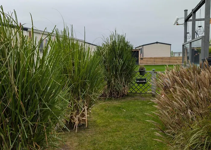 Neues Chalet Nr 76 Am Weltkulturerbe Wattenmeer Tierfrei Mit Eingezaeunten Garten Grosse Terrasse Top Ausstattung Westerland